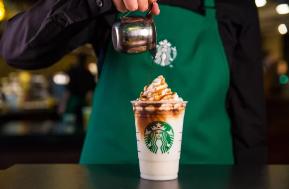 Starbucks recupera parte das vendas nos Estados Unidos com reabertura de lojas